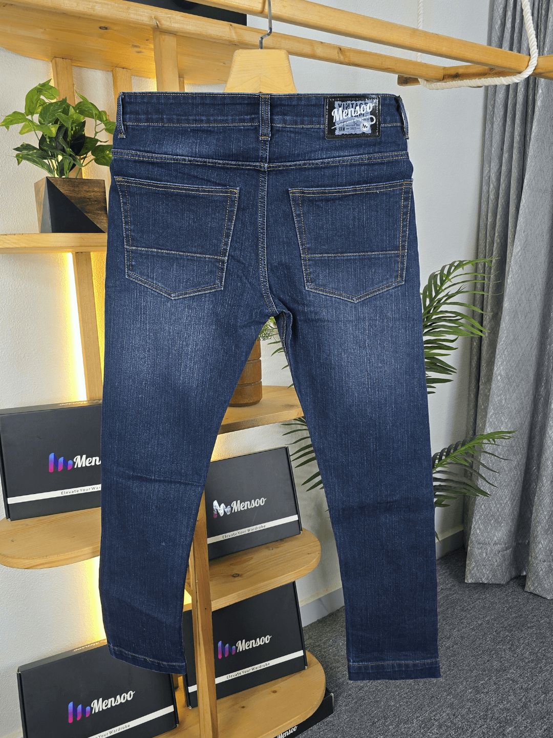 Blue wash narrow fits as it gets Jeans