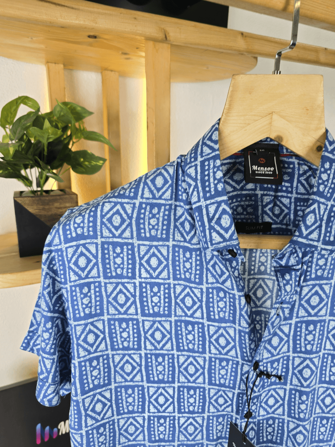 Box in box out printed shirt