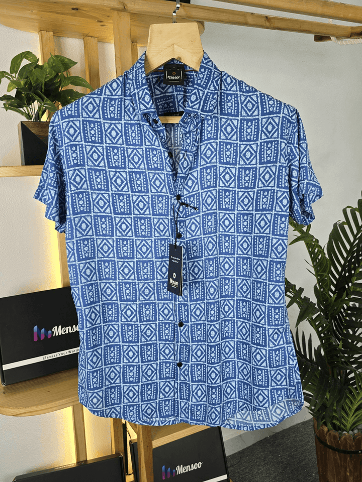 Box in box out printed shirt