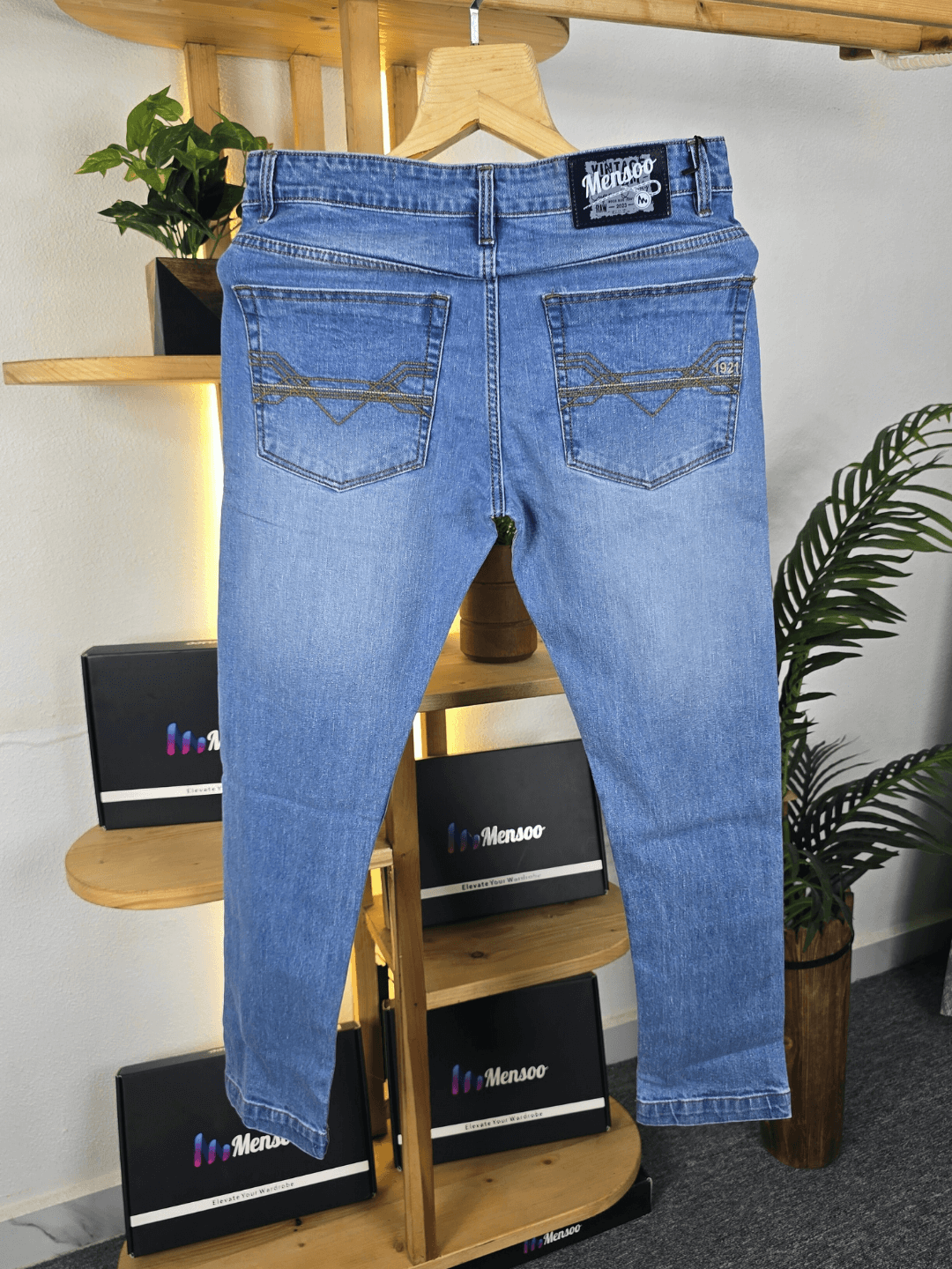 Blue wash jeans in your favourite ankle fit