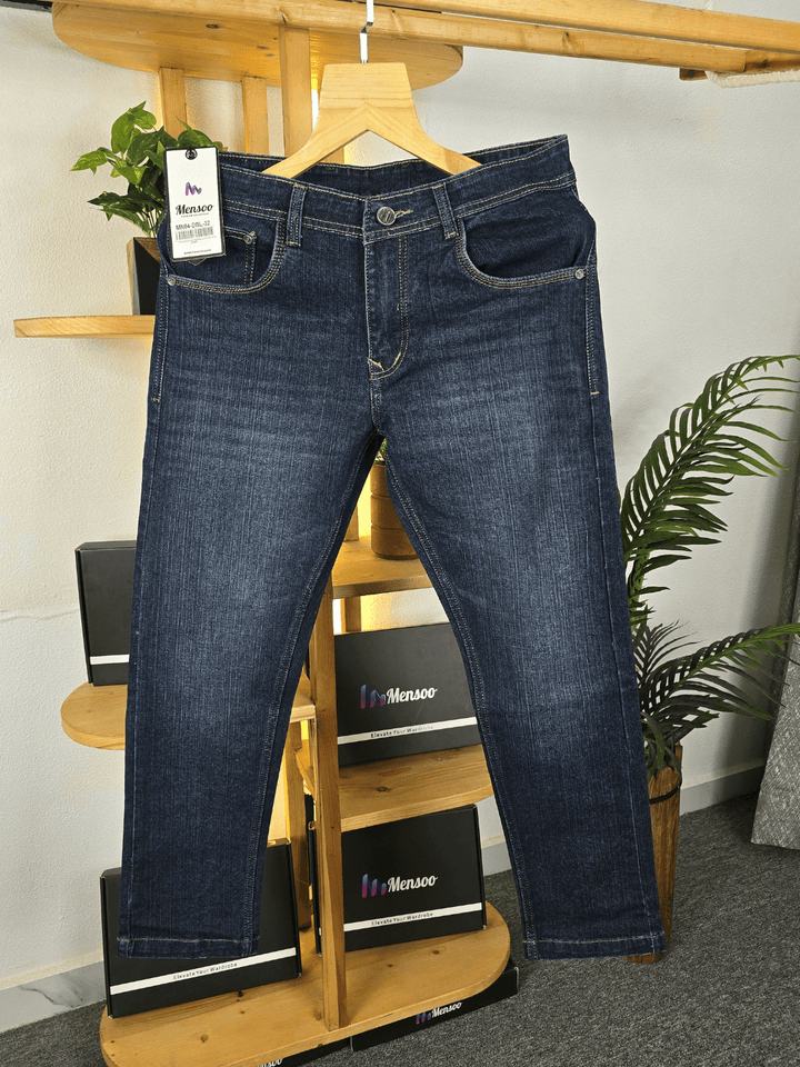 Regular brown wash jeans in narrow fit